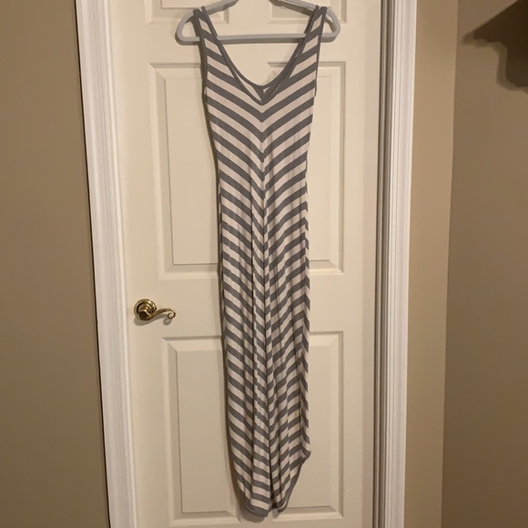 Athleta XS gray/white dress - Picture 2 of 4